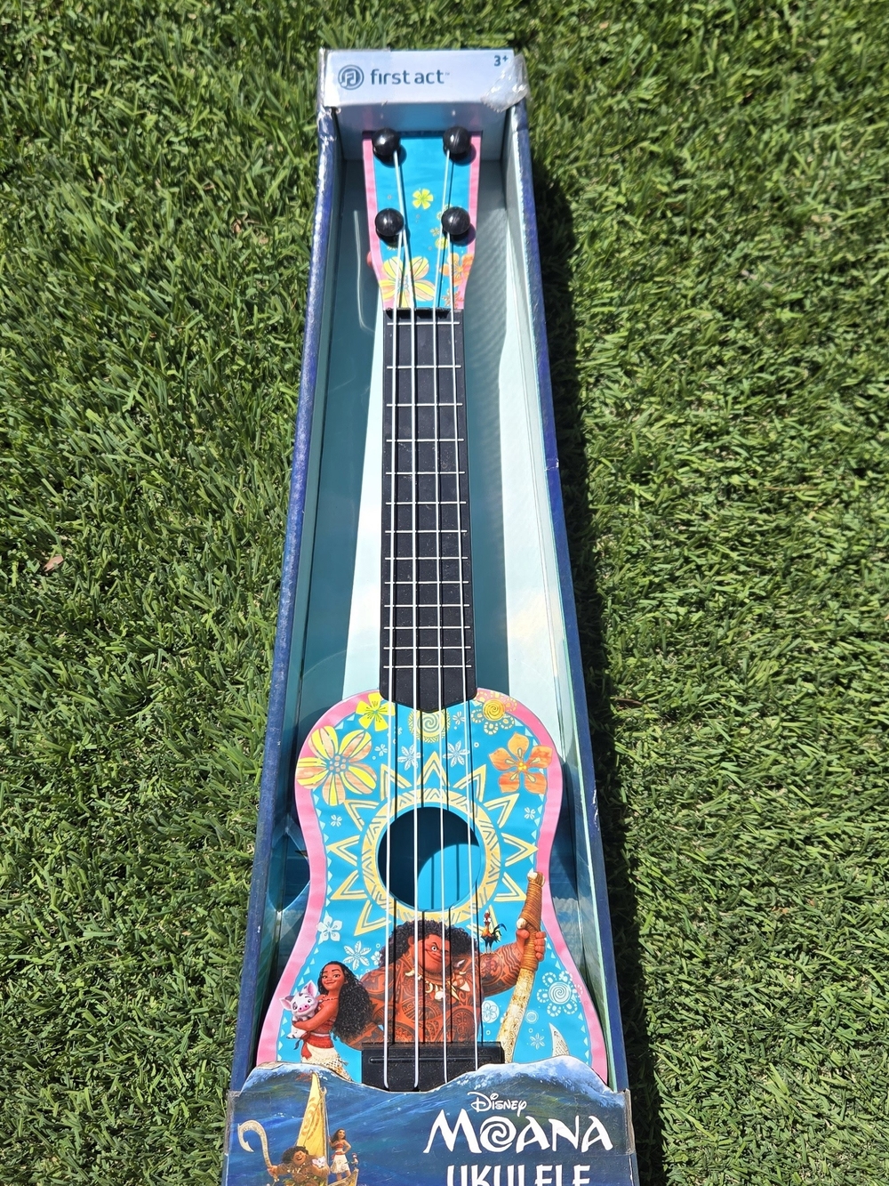 Disney Moana Blue Kids Ukulele NEW